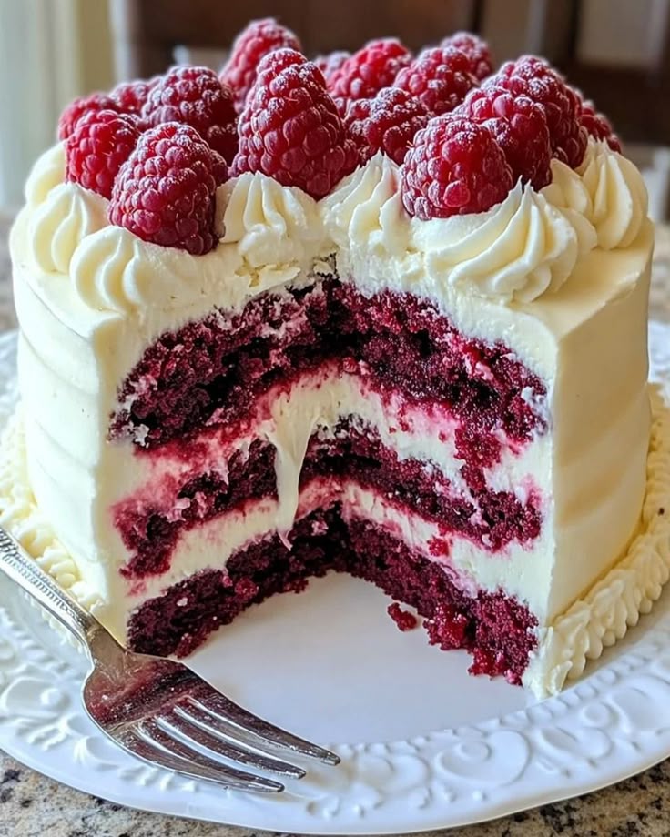 White Chocolate Raspberry Dream Cake_ A Slice of…